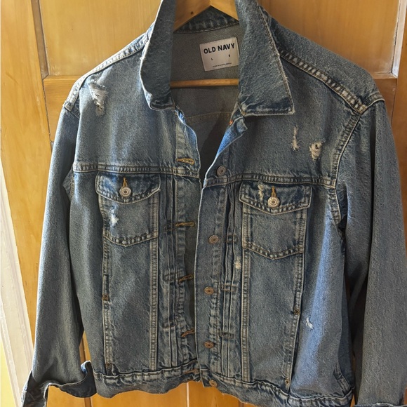 Old Navy Womens Distressed Denim Jacket - Picture 3 of 6
